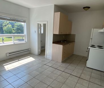 For Lease - 3110 Lake Shore Boulevard Unit# 2, Toronto, Ontario - Photo 2