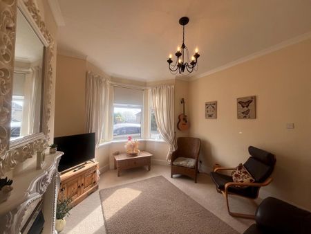 3 bedroom terraced house to rent - Photo 2