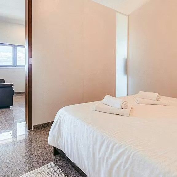 Avenida República da Bulgária, Lisbon, Lisbon 1950-375 - Photo 1