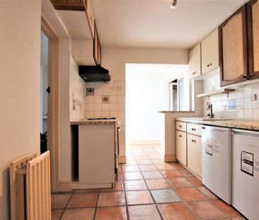 2 bedroom maisonette to rent - Photo 6