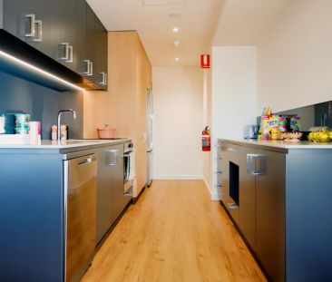 6 Bed Ensuite Apartment View - Photo 6