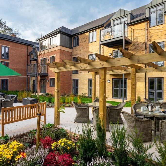 1 bedroom retirement property to rent - Photo 1