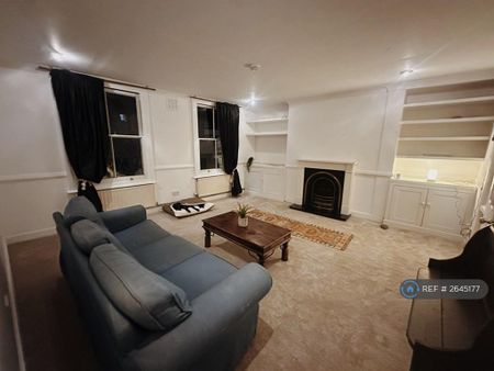 2 bedroom flat to rent - Photo 2