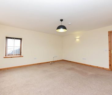 1 Old Bourtie Steading, AB51 0HH, Inverurie - Photo 1