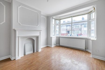 3 bedroom terraced house to rent - Photo 3