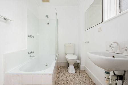 Central Village Lifestyle - Photo 4