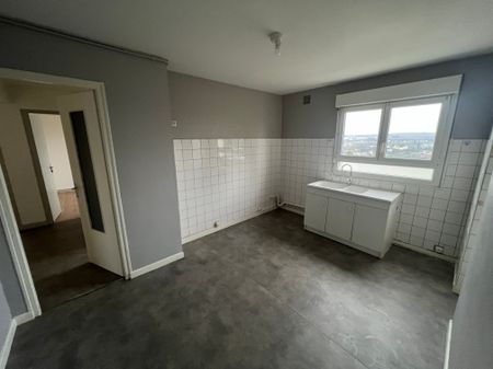 Location - Appartement T5 - 89 m² - Montbéliard - Photo 2