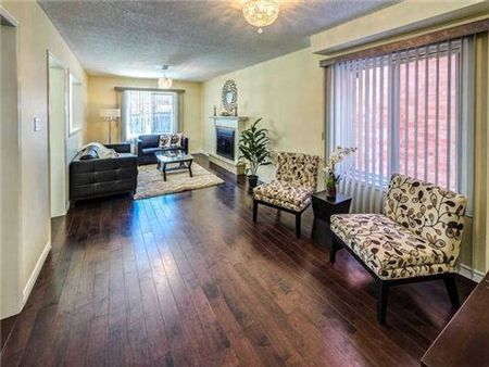 For Lease - 39 Cougar Court, Richmond Hill, Ontario - Photo 3