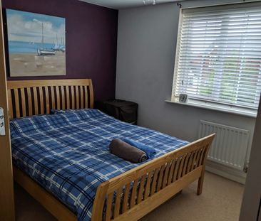 Town house to rent on - Photo 3