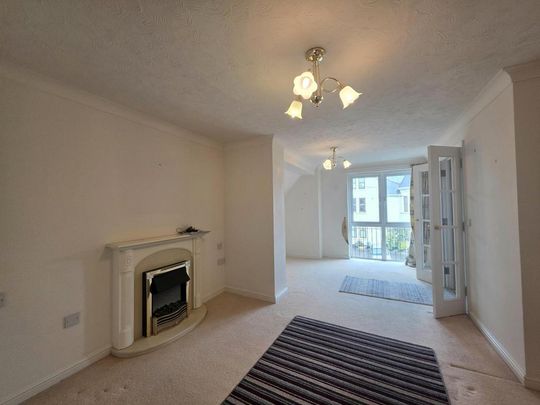 1 bedroom retirement property to rent - Photo 1