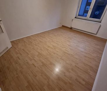 Helle 3-Zimmer Wohnung in Rheinhauserstr. 173, Duisburg-Hochfeld! - Photo 1