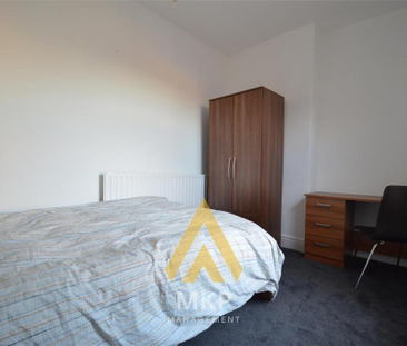 5 bedroom terraced house to rent - Photo 4
