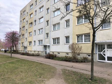 Einzug sofort möglich - 3-Raumwohnung mit Balkon - Foto 2