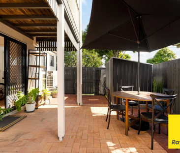 1/27 Bayview Terrace, Wavell Heights QLD 4012 - Townhouse For Rent ... - Photo 3