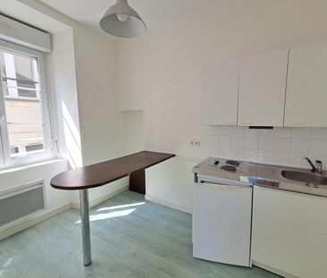 Location Appartement 1 pièce 16m² NANTES 44000 - Photo 2