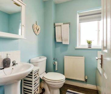 3 Bed Terraced House, Leonard Street, NG6 - Photo 6