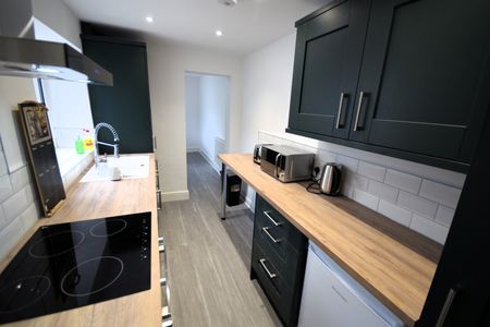 Room 3, 7 Howe Street, CA1 2HS - Photo 2