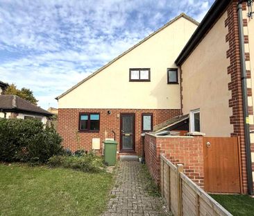 2 bedroom end of terrace house to rent - Photo 4