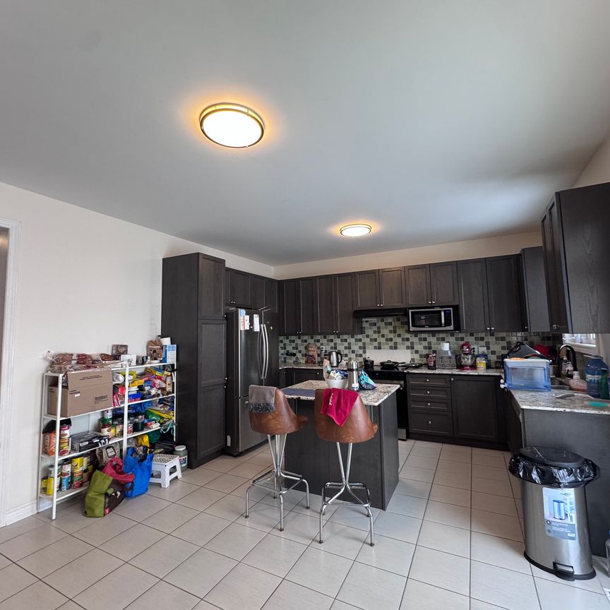 For Lease - 3055 ORION Boulevard Unit# UPPER, Orillia, Ontario - Photo 1