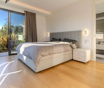 Maison à louer Valbonne, Cote d'Azur, France10 000 EUR / Mois - Photo 1