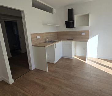 Location Appartement 2 pièces 26m² POITIERS 86000 - Photo 3