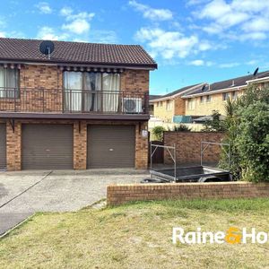Convenient Location! - Photo 2