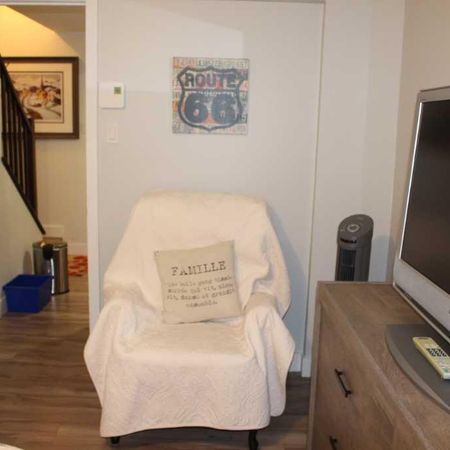 Grande chambre à louer à proximité de tous les services - Photo 4