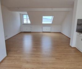 Annenstr. 60, Wohnung 9 ~~~ Loggia, Einbauküche, Badezimmer mit Wan... - Photo 2
