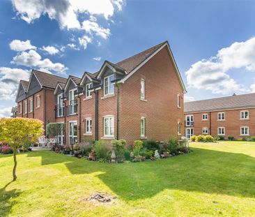 New Hall Lodge, Sutton Coldfield - Photo 1