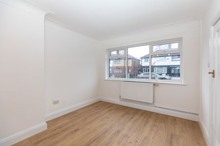 Marlborough Avenue, Bootle, L30 1SB - Photo 2