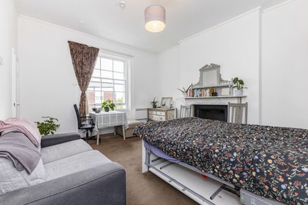 studio to rent Claremont Road, Surbiton, KT6 - Photo 2