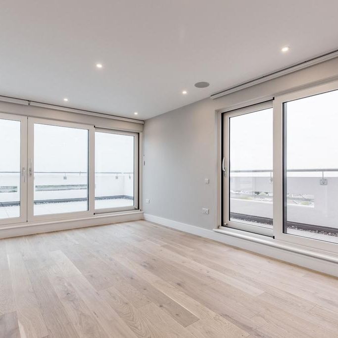 2 bedroom penthouse to rent - Photo 1