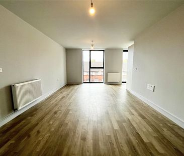 2 Bedroom - Photo 6