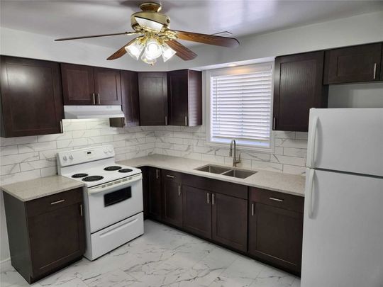 For Lease - 290 George Street Unit# B, Midland, Ontario - Photo 1