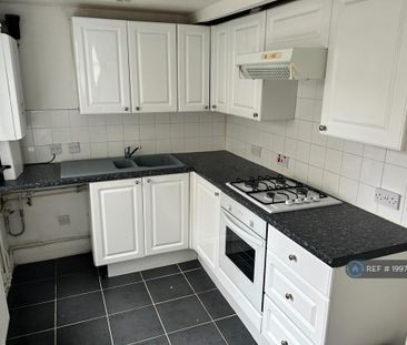 2 bedroom terraced house to rent - Photo 3