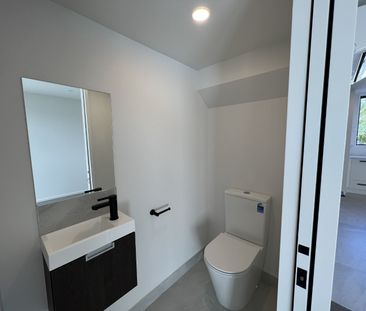 2/14 Rutherford Street, Woolston - Photo 1