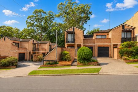 Two bedroom townhouse in Thornleigh - Photo 2