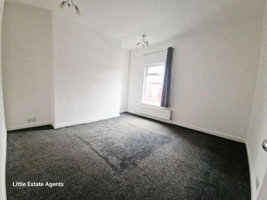 Gladstone Street, St. Helens, WA10 - Photo 1