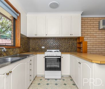 TWO BEDROOM UNIT WITHIN WALKING DISTANCE TO THE CBD - Photo 1