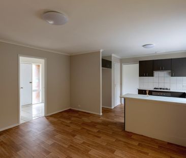 Spacious 4-Bedroom Brick Home – Walk to School, Shops & Surf - Photo 5