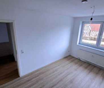 Helle Wohnung in gepflegtem Umfeld, zentrumsnah und ruhig - Photo 2