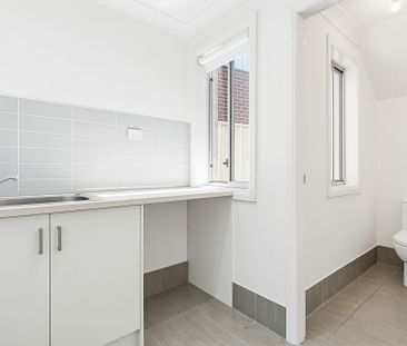 Modern Three Bedroom Home In A Great Location! - Photo 4