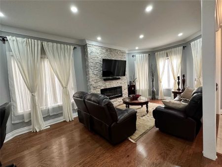 For Lease - 55 PENVILL Trail Unit# UPPER, Barrie, Ontario - Photo 2