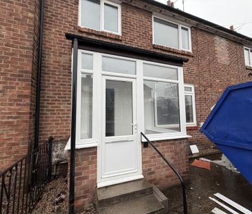 3 bedroom terraced house to rent - Photo 5