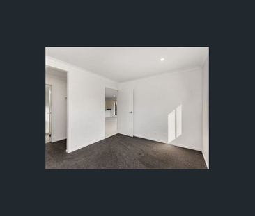 Stylish Four-Bedroom Home in Epsom - Photo 6