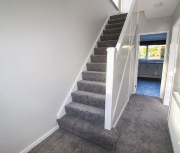 3 bedroom semi-detached house to rent - Photo 6