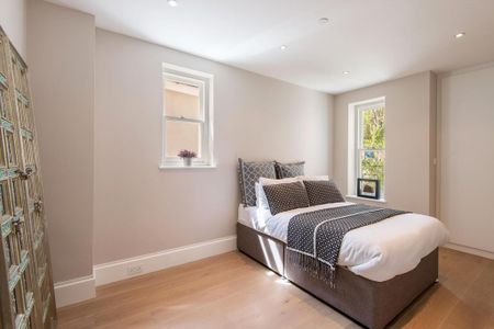 6 bedroom detached house to rent - Photo 5