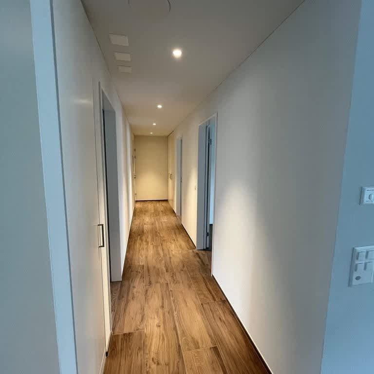 3.5 Zimmer, 77 m², 2. Stock - Photo 1