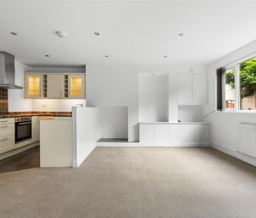 2 bedroom cottage to rent - Photo 1