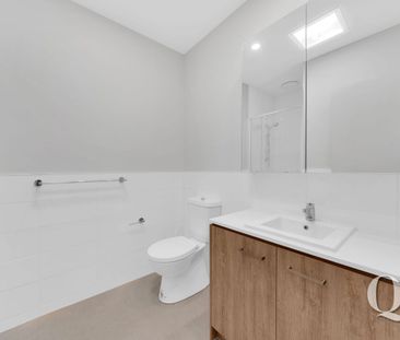 Modern Elegance in Aintree: Your Dream Home Awaits! - Photo 6